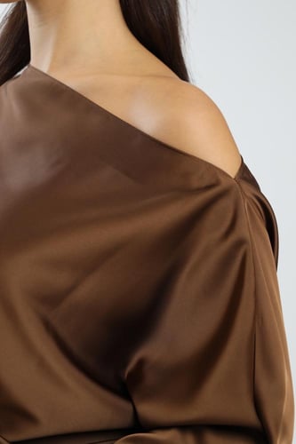 تيور حرير أنيق بني