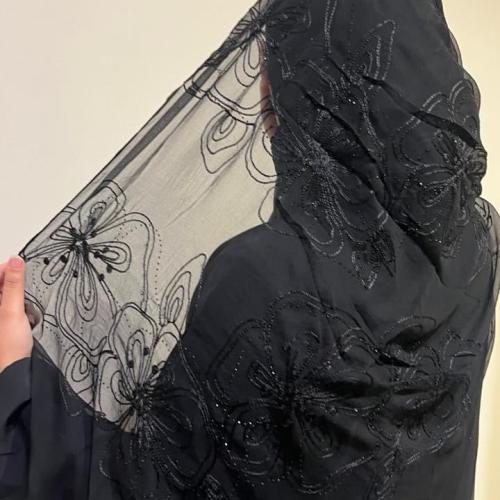 طرحة حرير إماراتي