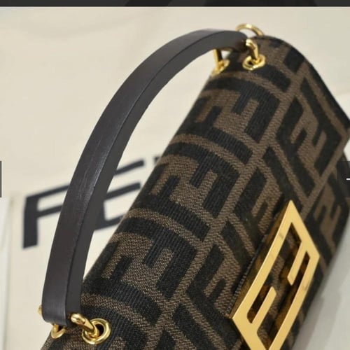 شنطة فندي ماستر