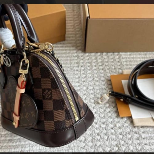 لويس فيتون نانو ماستر