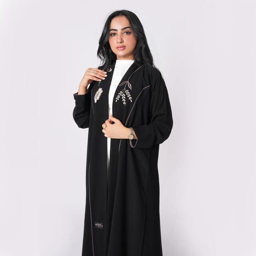 عباية سوداء بتطريز يدوي مع الامام مع خيوط ملونة