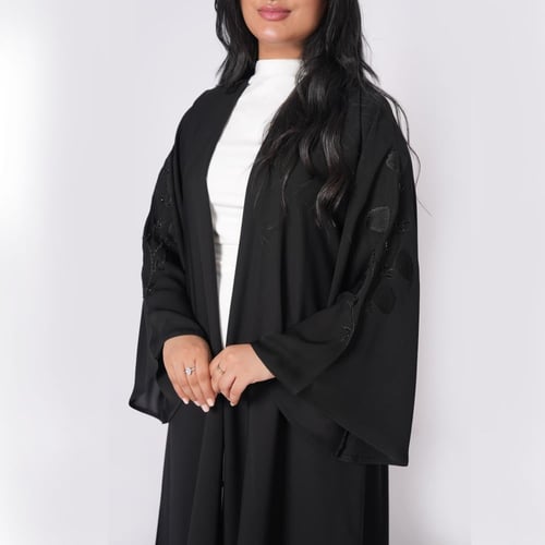 عباية سوداء تطريز يدوي كم عريض