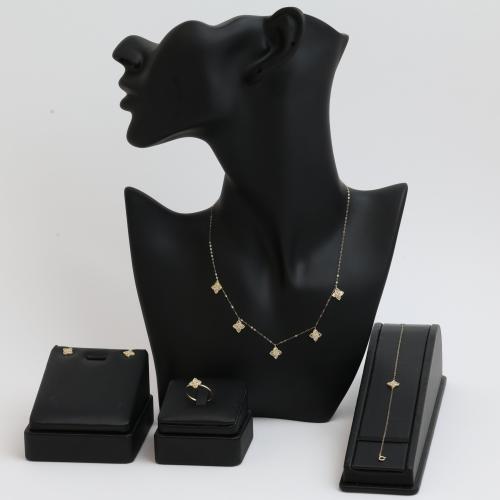 Gold set - 18 karat
