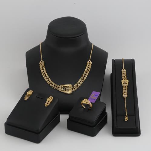 طقم ذهب ورود مع تصميم هندسي - عيار 21