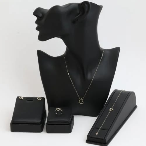 Gold set - 18 karat