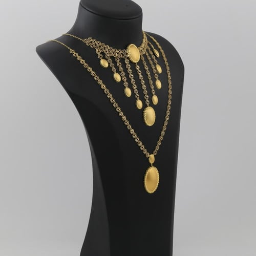 طقم ذهب ورود بيضاوي بصمة - عيار 21