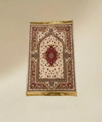 سجادة مزخرفة