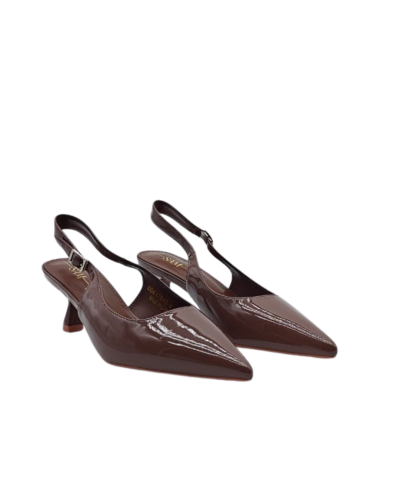 Women's high shoe model QS030