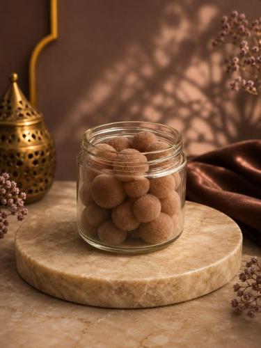 قطن عطري بدهن العود الكمبودي