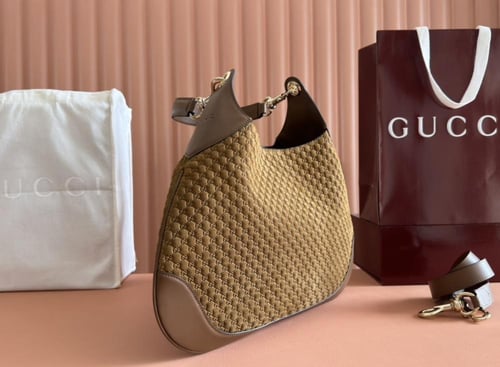 شنطة نسائية Gucci ماستر