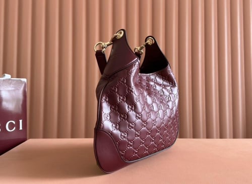 شنطة نسائية Gucci ماستر