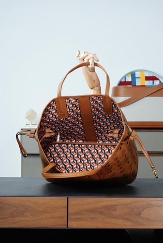 شنطة نسائية MCM ماستر