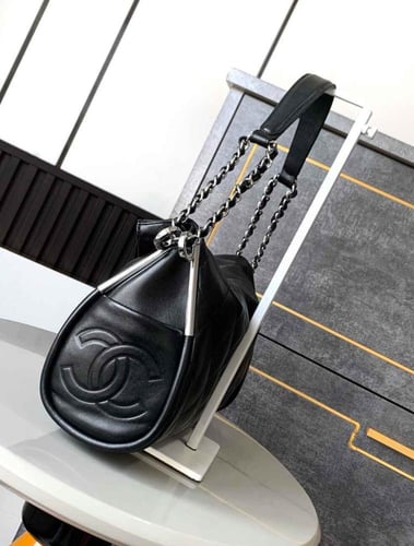 شنطة نسائية Chanel ماستر