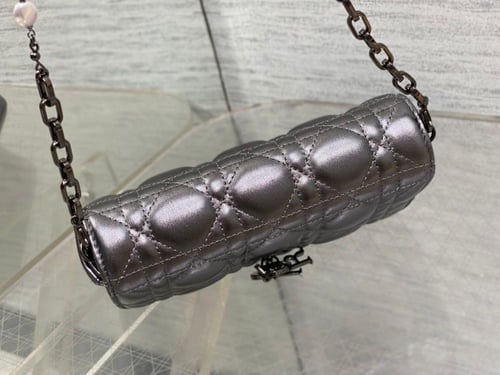 شنطة نسائية Dior ماستر