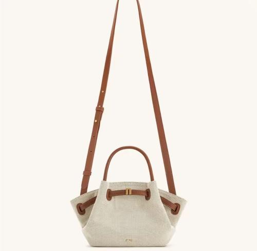 شنطة نسائية JW الحجم الصغير