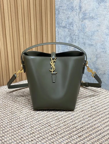 شنطة YSL ماستر