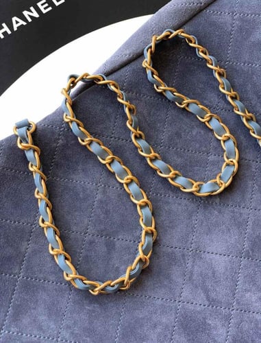 شنطة نسائيه Chanel ماستر