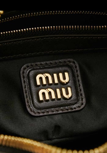شنطة نسائية miumiu ماستر