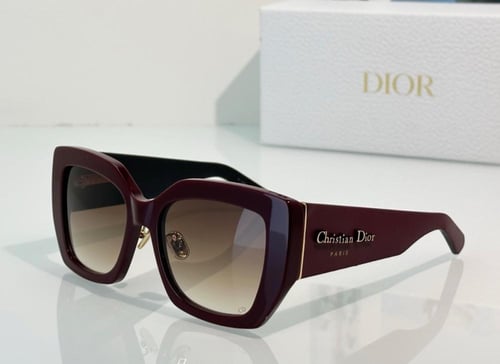 نظارة شمسية Dior ماستر