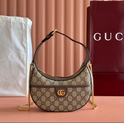 شنطة نسائية Gucci ماستر