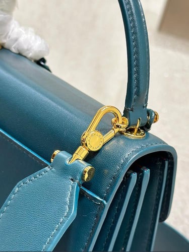 شنطة BVLGARI ماستر