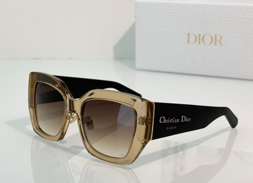 نظارة شمسية Dior ماستر