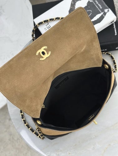 شنطة نسائية Chanel ماستر