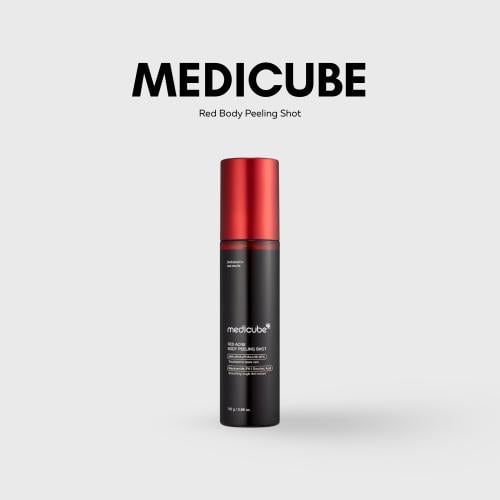 بخاخ مقشر للجسم من ميديكيوب، Red مع AHA وBHA وحمض السكسينيك