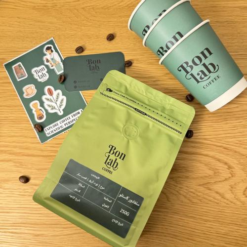 محصول سلفادور فاخر