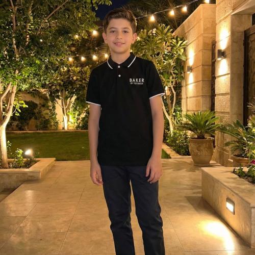 تيشيرت بيكير اسود مقلم