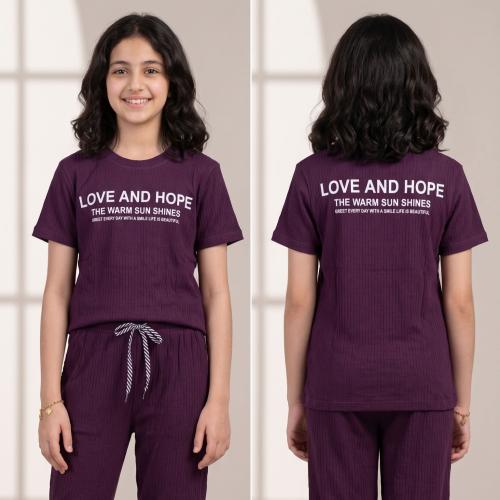 A comfortable and stylish summer set