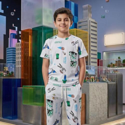 Casual "Pixel Adventures" set