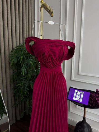 فستان سهره عنابي