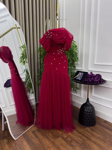 فستان سهره احمر و وردي