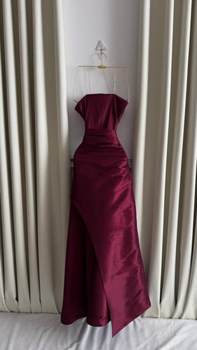 فستان سهره عنابي