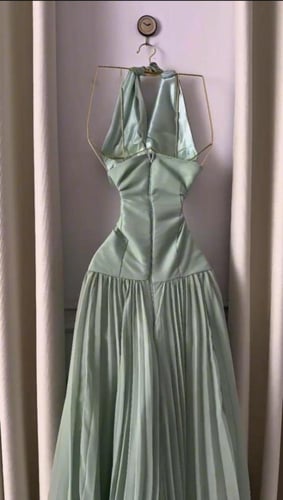 فستان سهره اخضر فاتح
