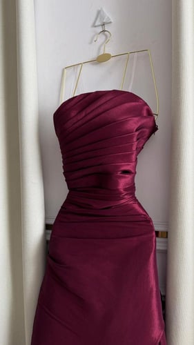 فستان سهره عنابي