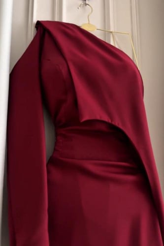 فستان سهره اسود واحمر