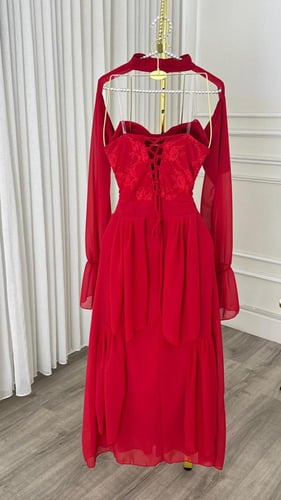 فستان سهره احمر