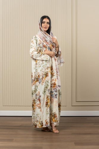 عباية حرير بطباعة وردات ملونة