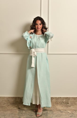 ثوب للينن ازرق فاتح قطعتين