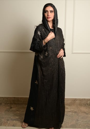 عباية النجوم مطرز بالكريستال