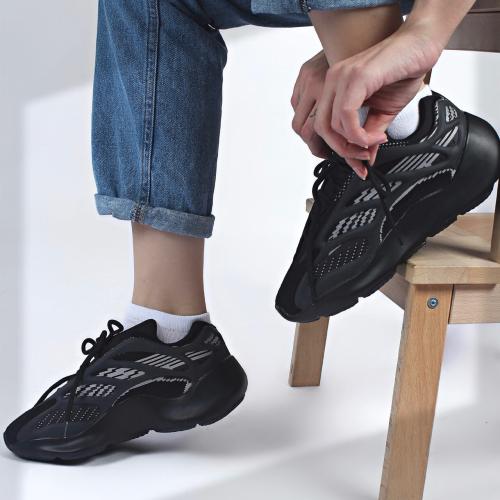 حذاء رياضي - اسود