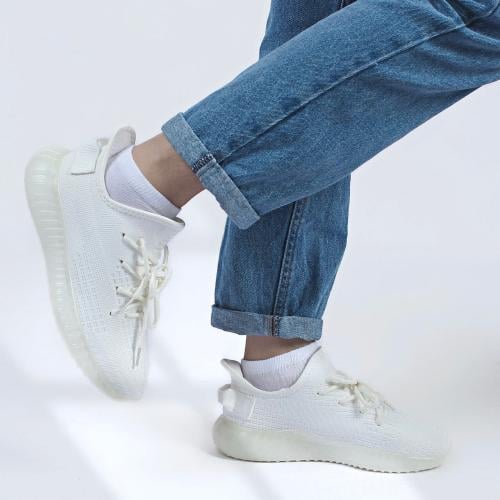 حذاء رياضي - كريم وايت