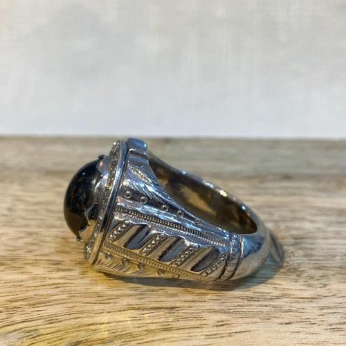 خاتم رجالي ياقوت نجمي طبيعي مرصع ألماس