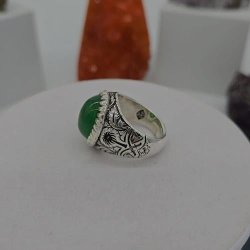 خاتم بحجر الجاد البورمي نقشة سفين ونخلة _فضة 950