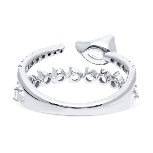 خاتم ألماس "تاج الكمثرى" – تصميم ملكي فاخر برونق ا...