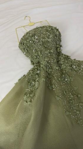 فستان لطيفه