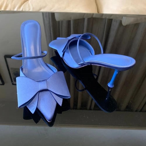 أحذية كعب عالي