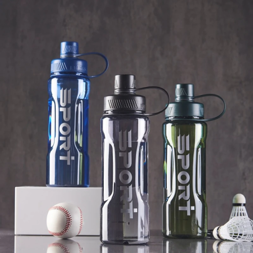 Large sports water bottle for gym and club, leak-proof, with a carrying handle